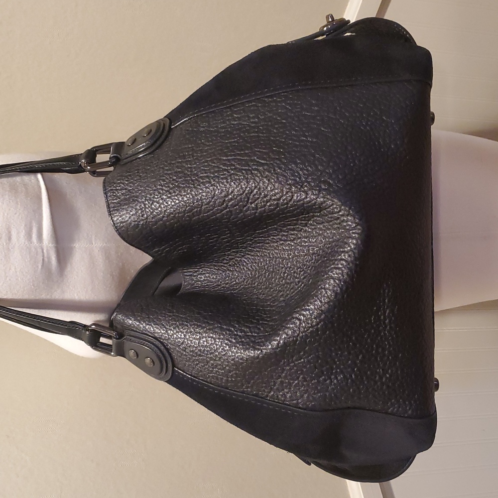 Coach Edie 42 Mixed Leathers Shoulder Bag - Picture 2 of 16
